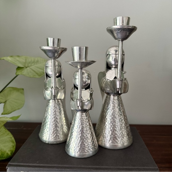 Set of 3 Vintage Banka Tin angel candleholders - Picture 4 of 5